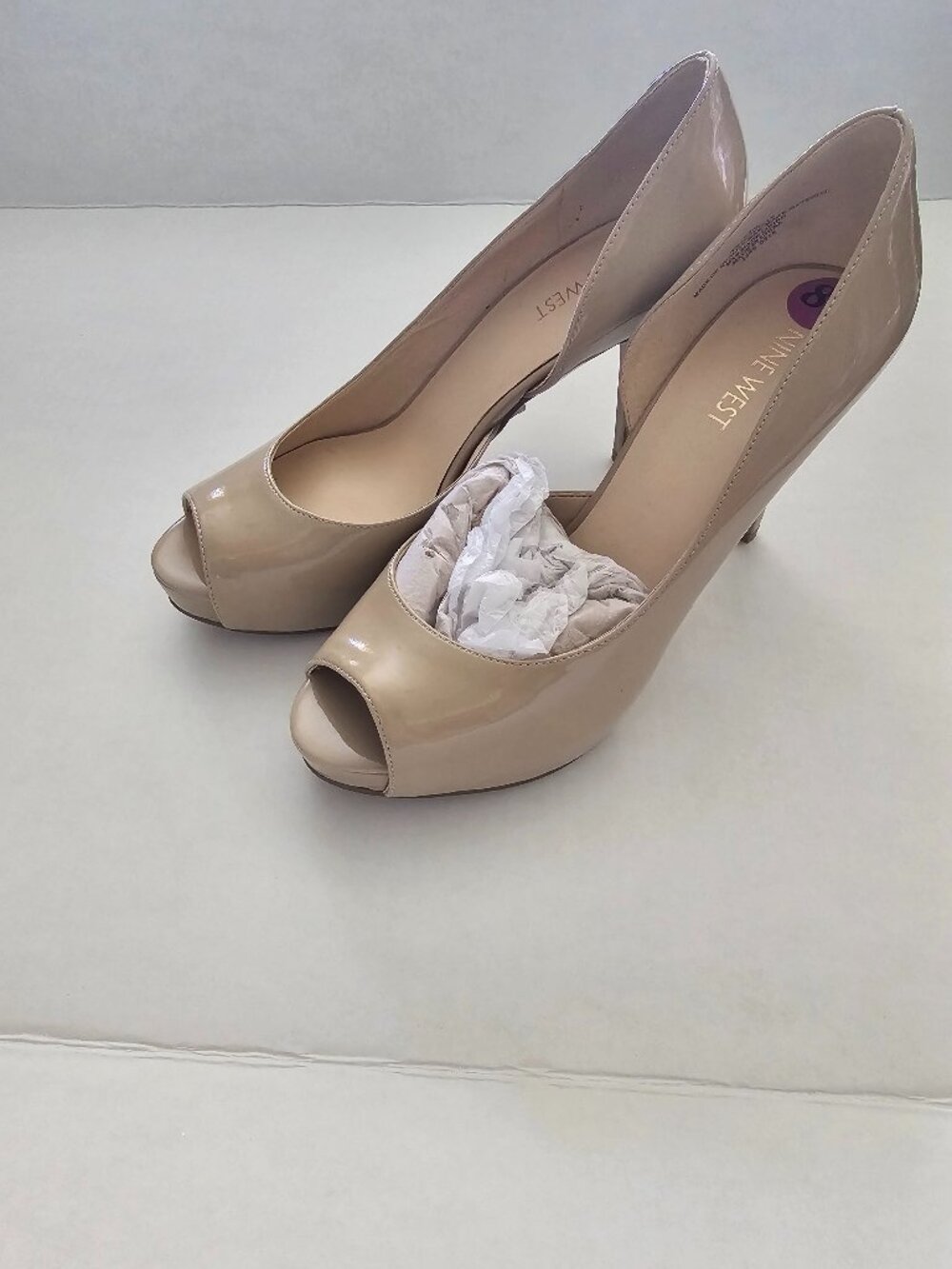 Nine West Cream/Tan Heels